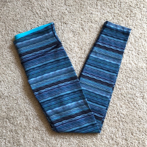 Lululemon Wunder Under Leggings - Picture 7 of 12